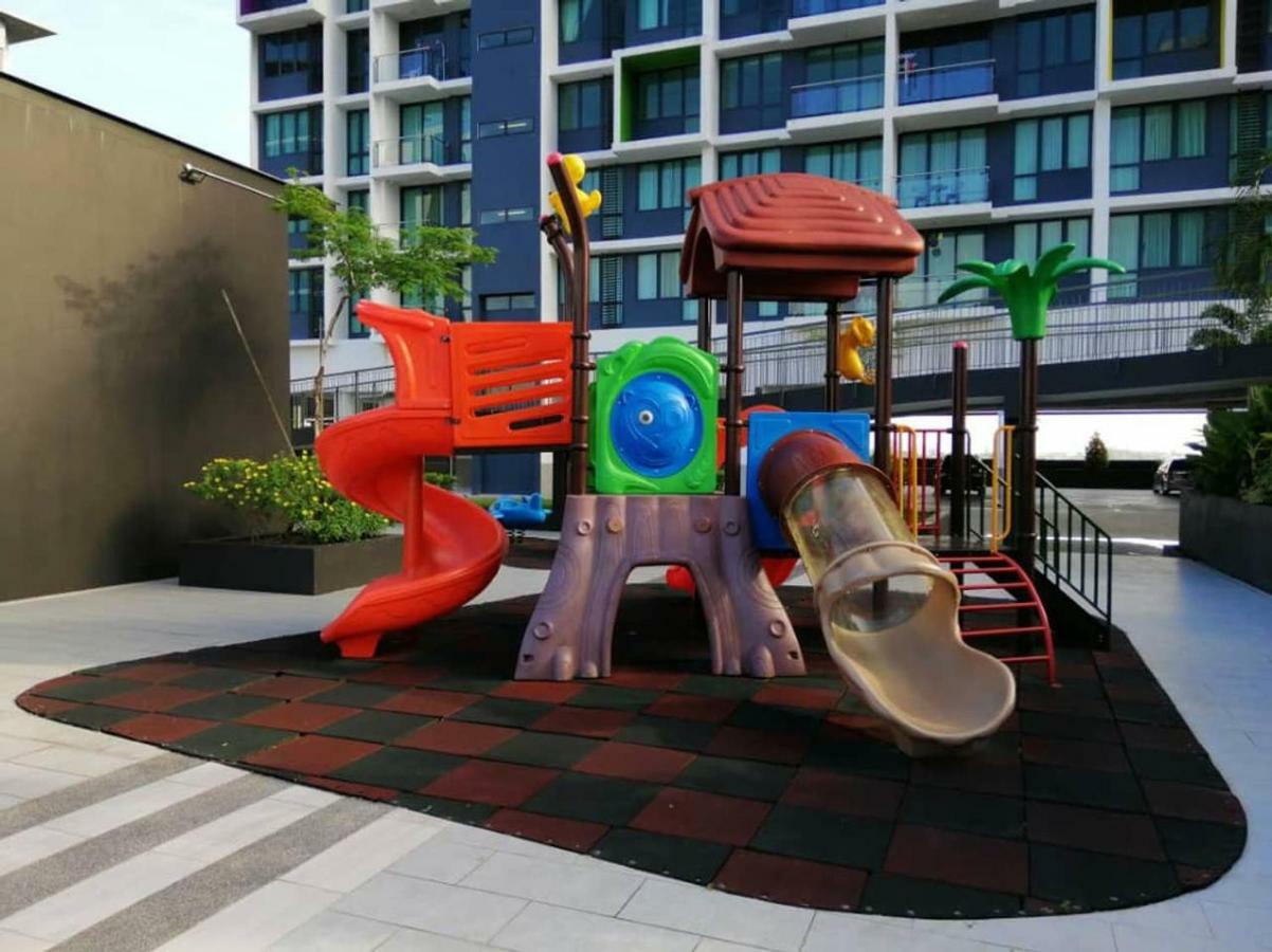 2Br Jazz Suites Vivacity Megamall Kuching Sarawak Экстерьер фото